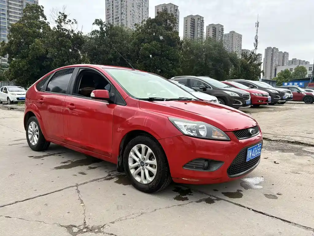 Ford Focus 2015 — фото 2
