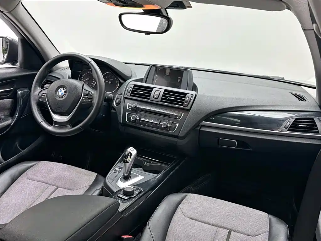 BMW 1 Series 2013 — фото 10
