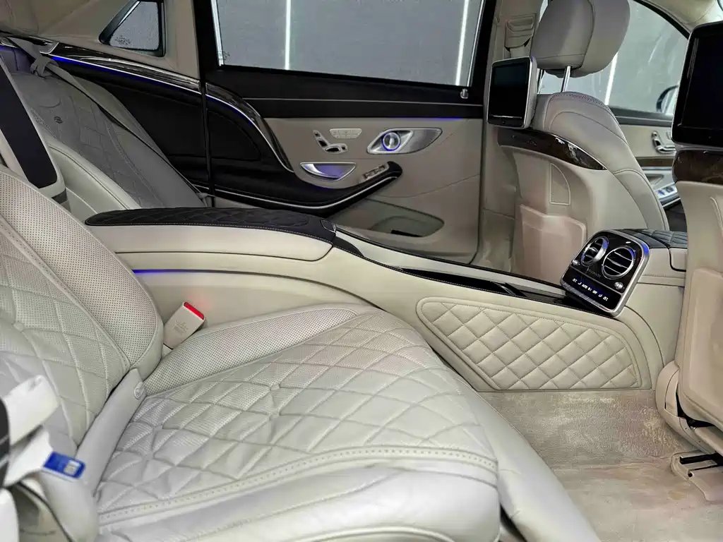 Mercedes-Benz S-Class 2015 — фото 27