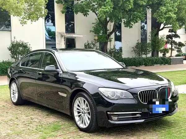 BMW 7 Series 2015