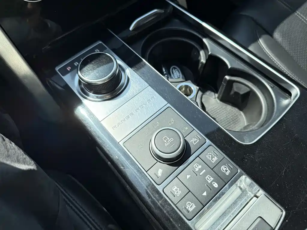 Land Rover Range Rover 2017 — фото 15