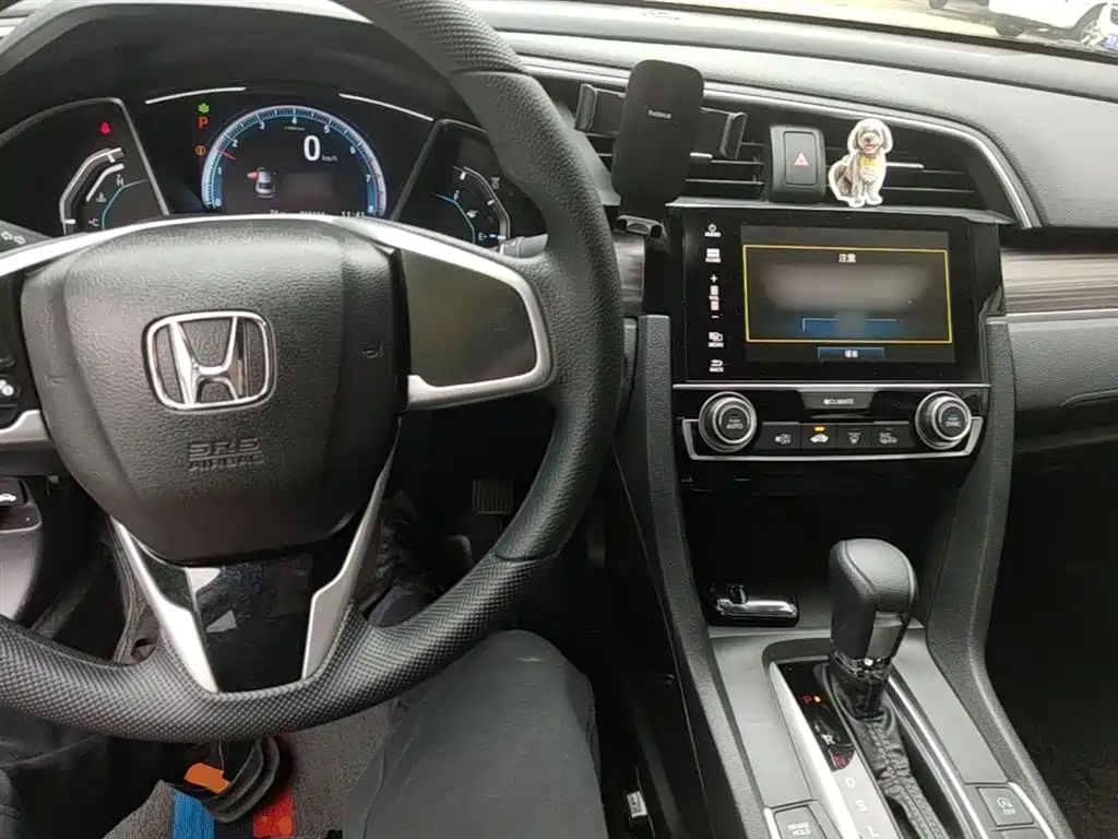Honda Civic 2020 — фото 10