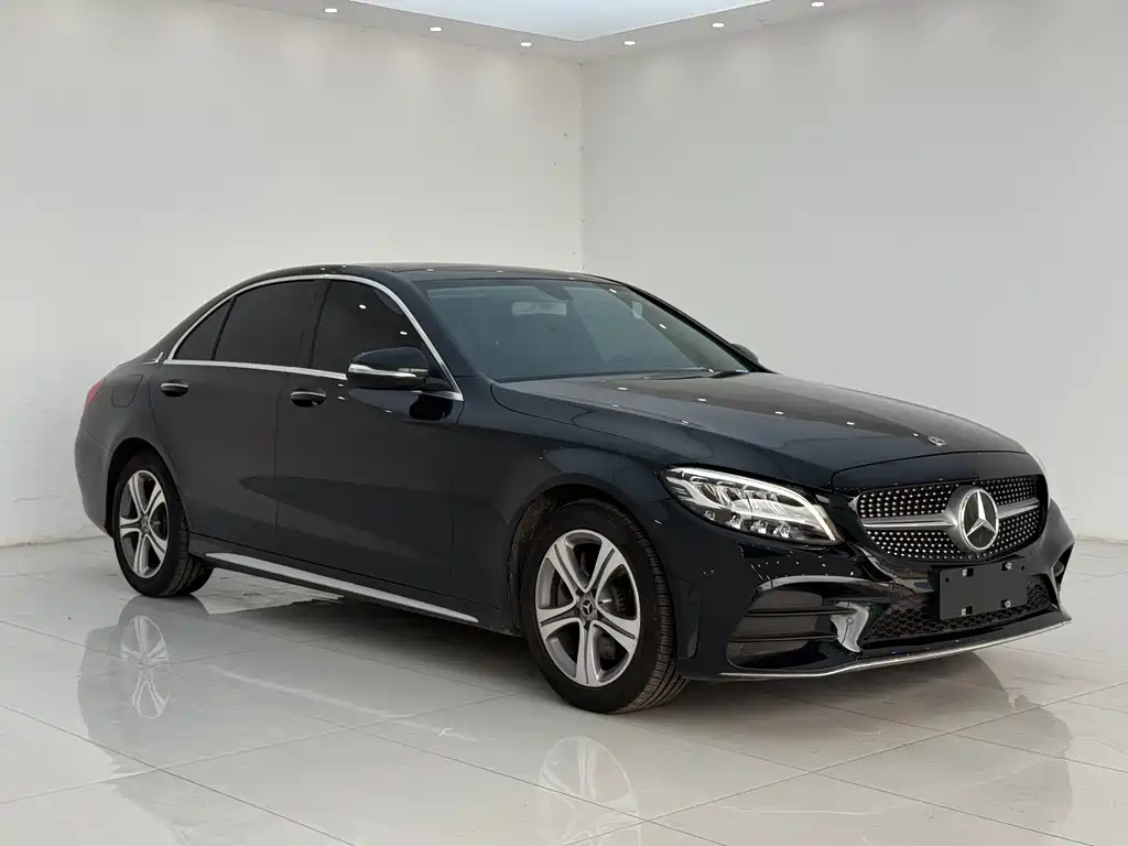 Mercedes-Benz C-Class 2020
