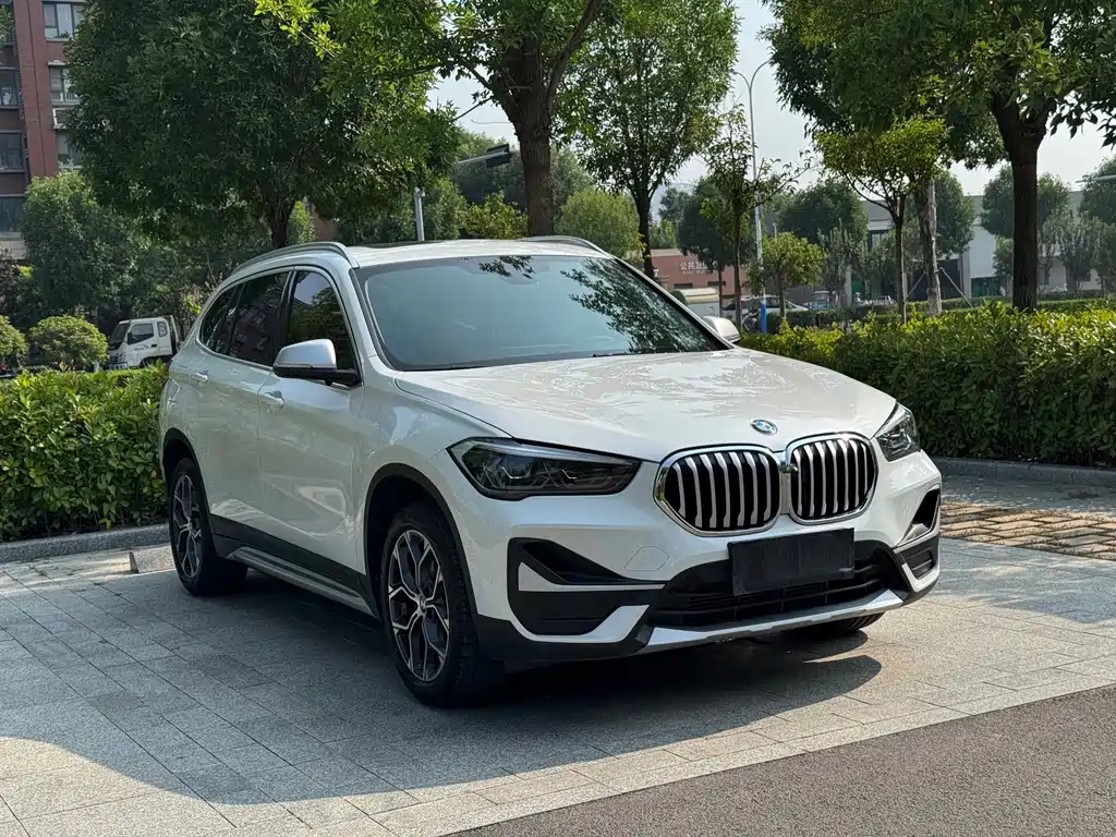 BMW X1 2023 — фото 3