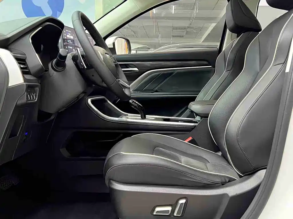 Haval H6 2023 — фото 15