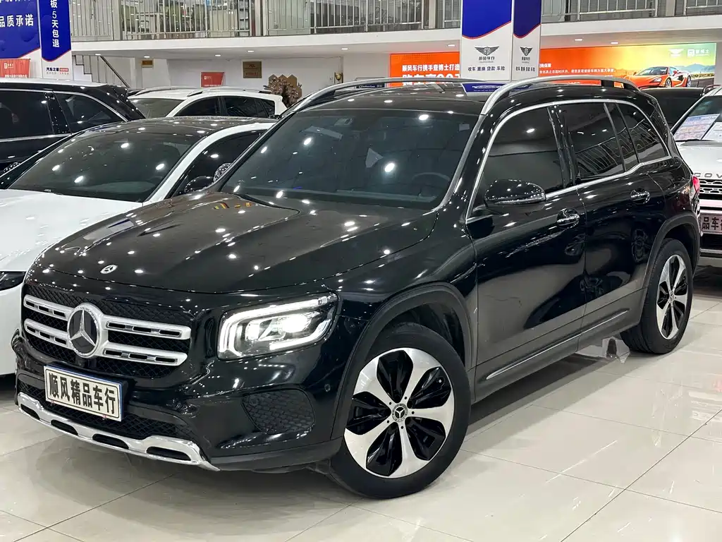 Mercedes-Benz GLB 2023 — фото 28