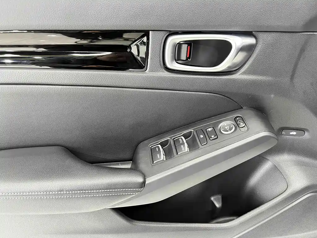 Honda Civic 2023 — фото 14