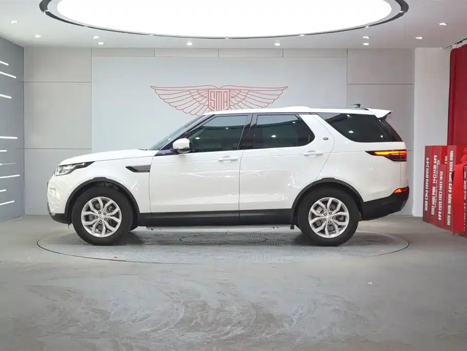 Land Rover Discovery 2017 — фото 3