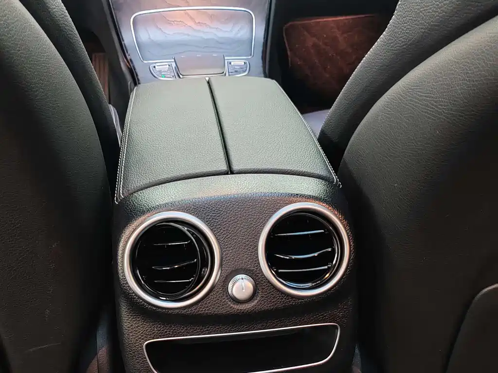 Mercedes-Benz C-Class 2020 — фото 13