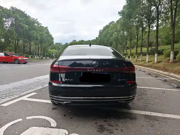 Volkswagen Passat 2023