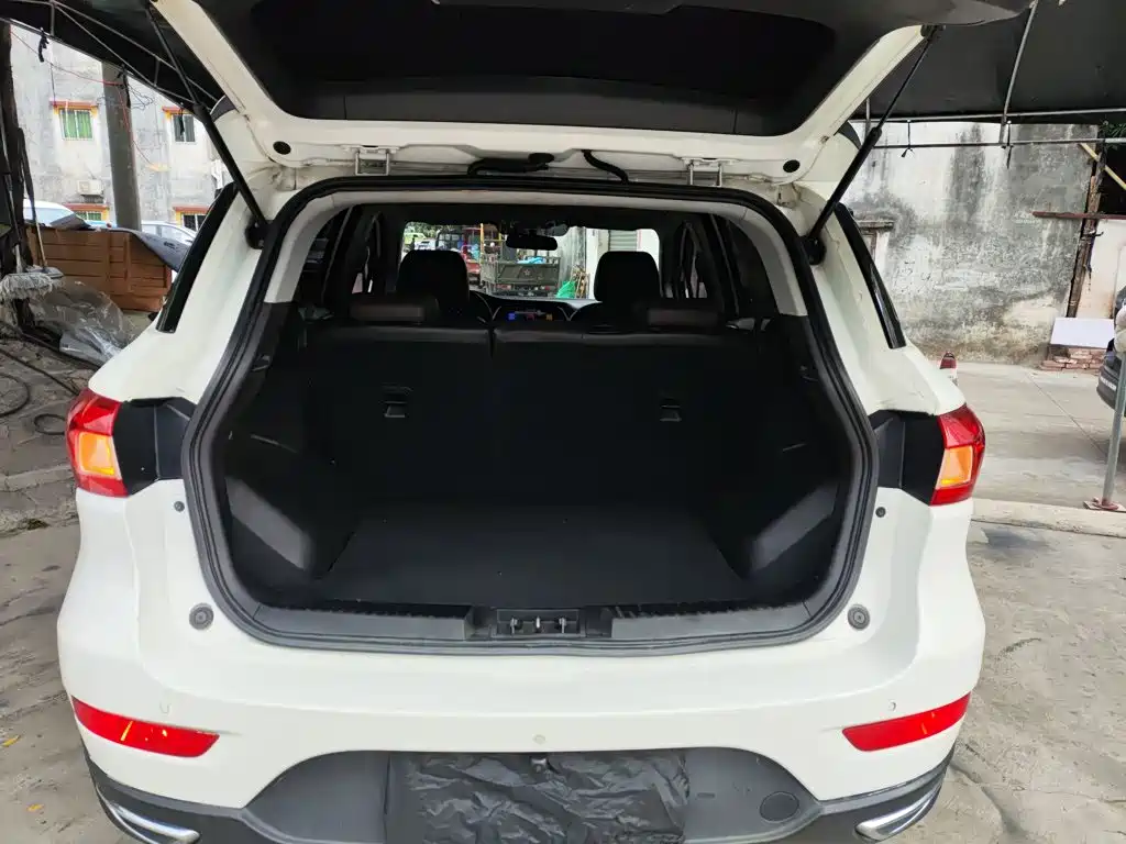 GAC Motor Trumpchi GS4 2015 — фото 13
