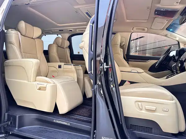 Toyota Alphard 2022