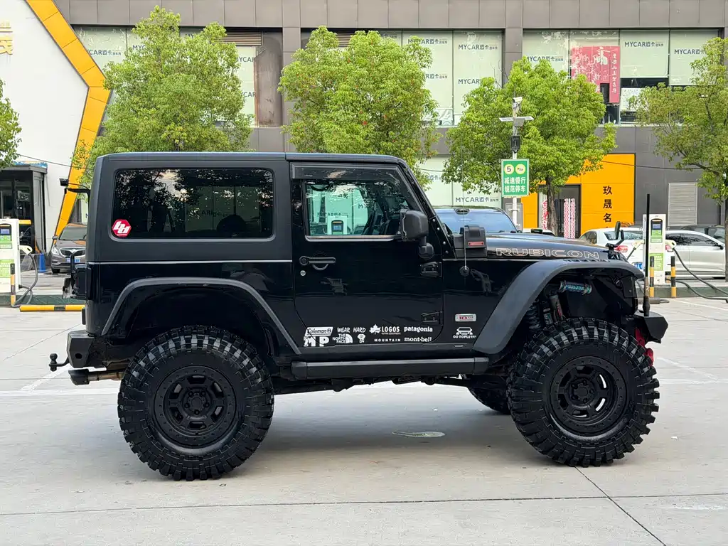 Jeep Wrangler 2014 — фото 6