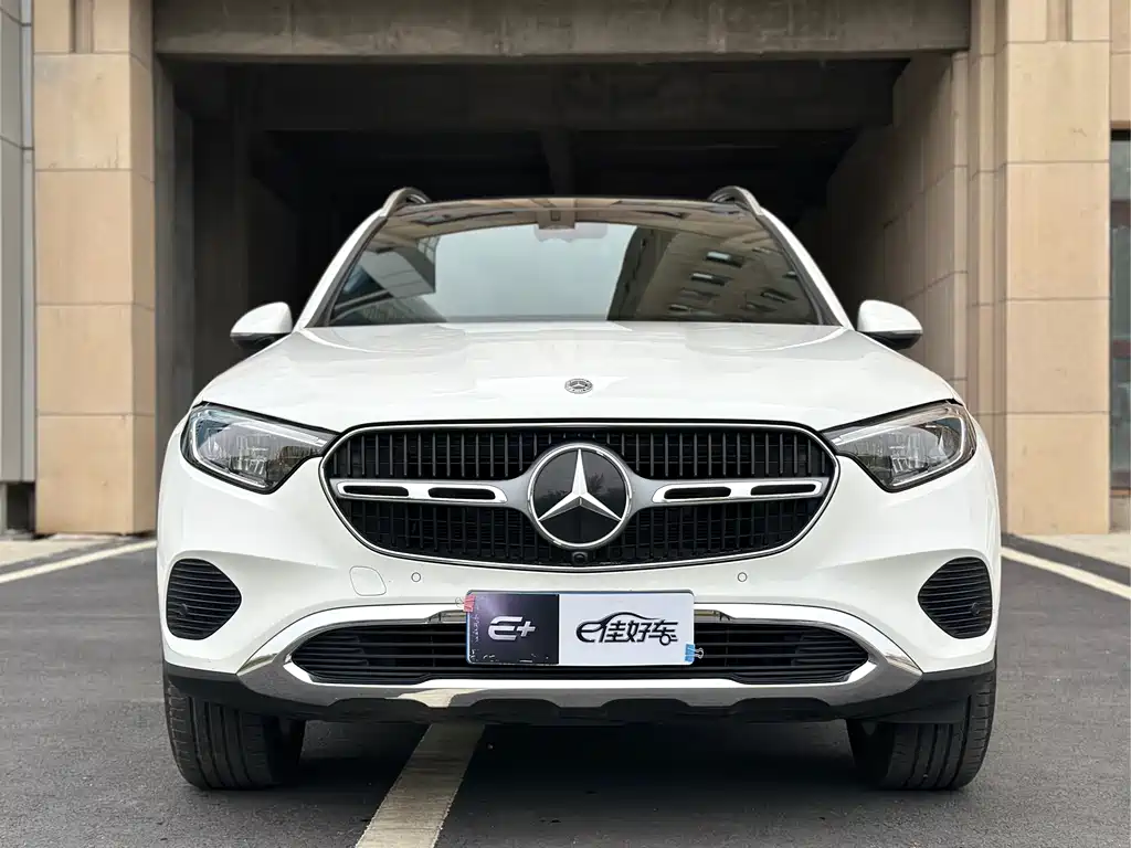 Mercedes-Benz GLC 2023 — фото 2