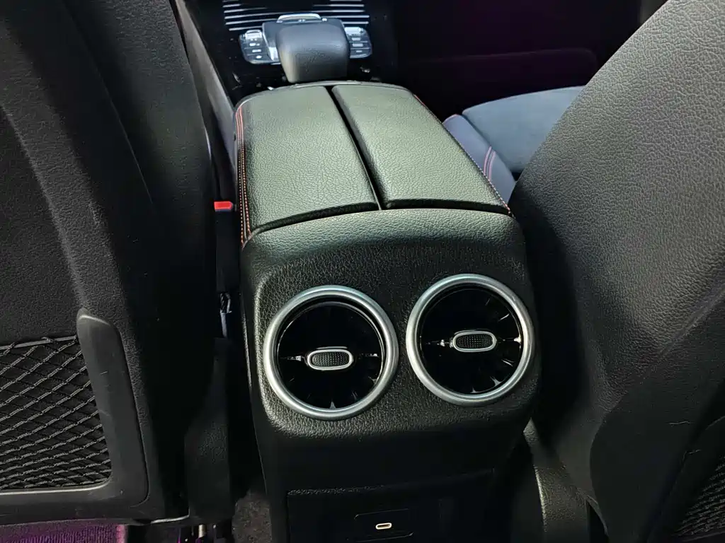 Mercedes-Benz A-Class 2023 — фото 13