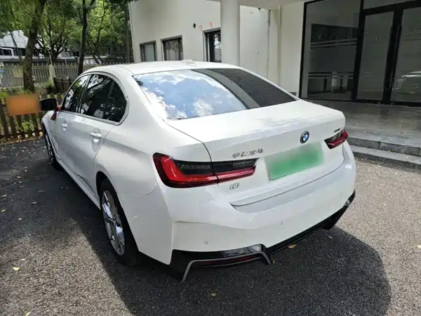 BMW i3 2023