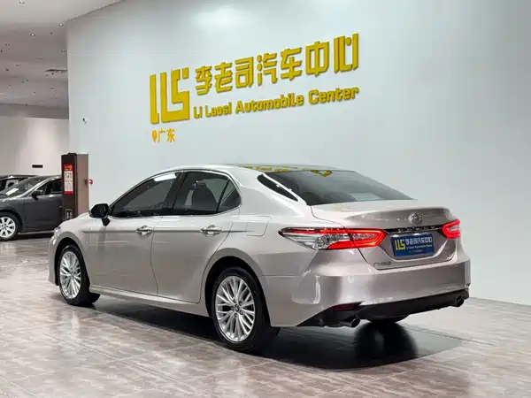 Toyota Camry 2020