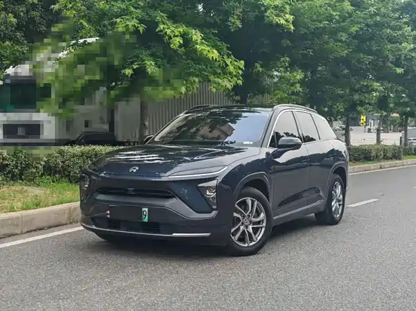 NIO ES6 2020