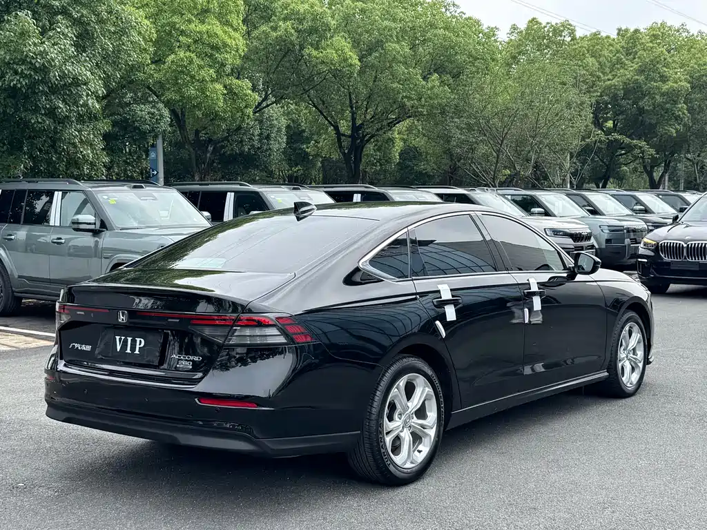 Honda Accord 2023 — фото 22