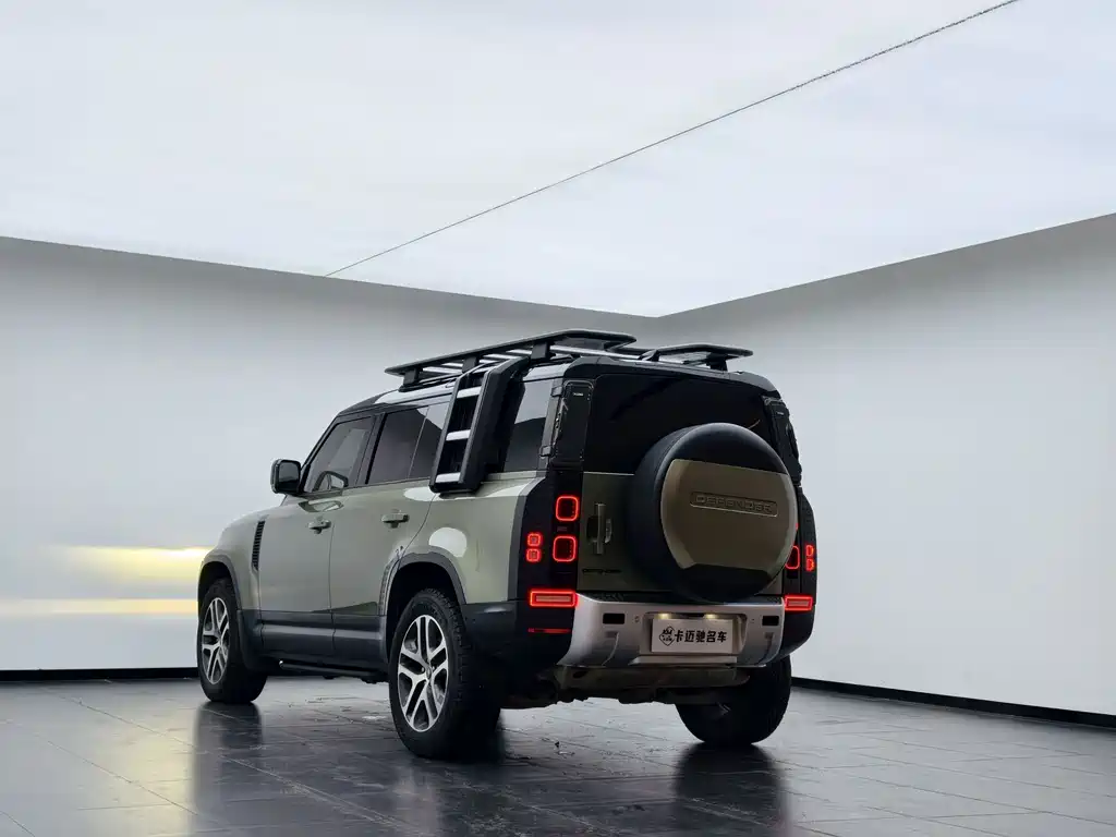 Land Rover Defender 2022 — фото 5
