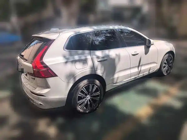 Volvo XC60 2022