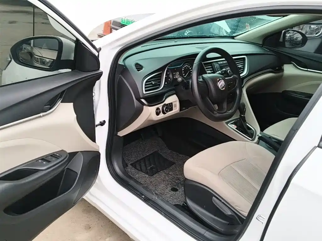 Buick Excelle 2019 — фото 16