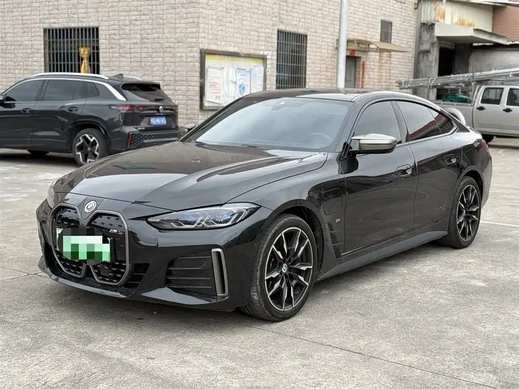 BMW i4 2023