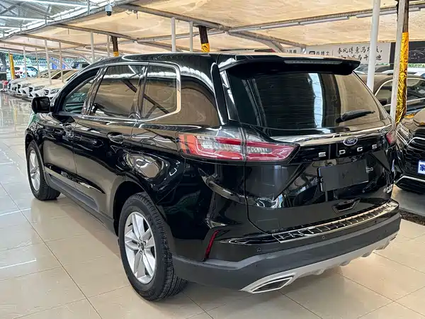 Ford Edge 2022