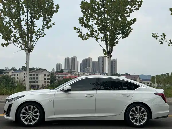 Cadillac CT5 2022