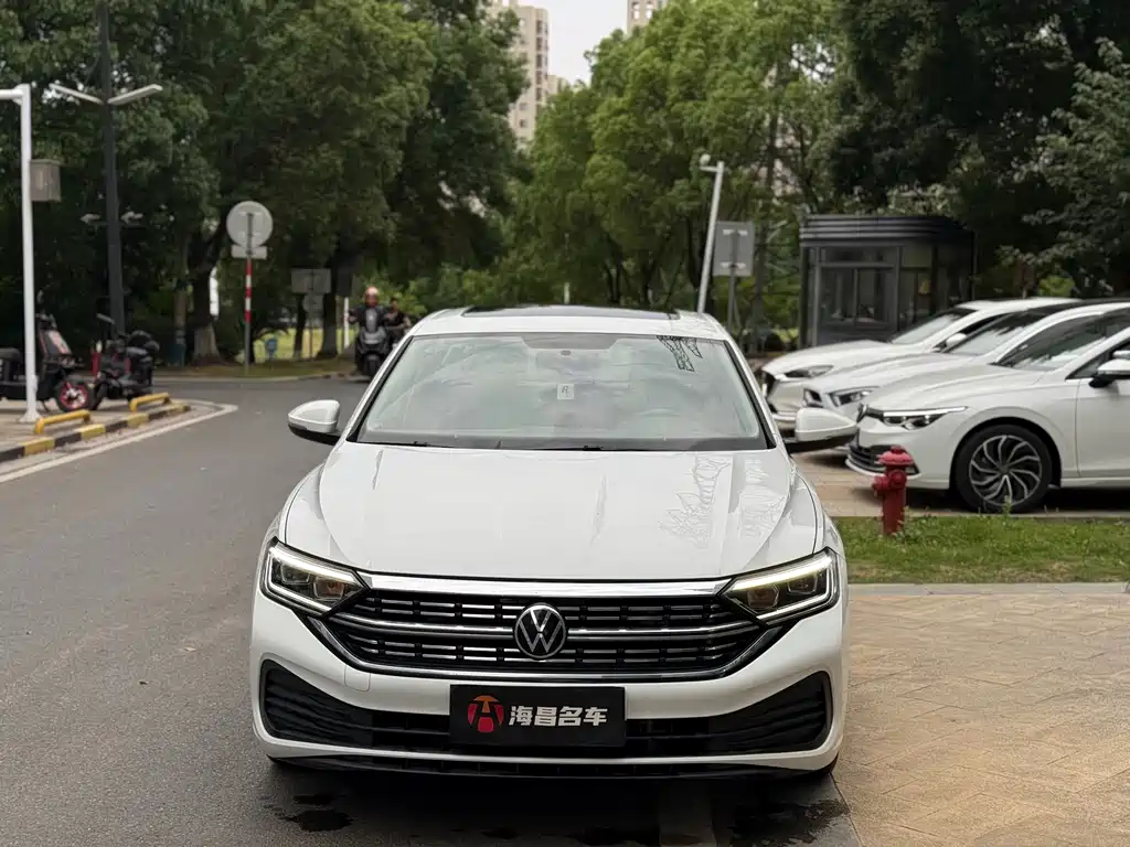 Volkswagen Sagitar 2024