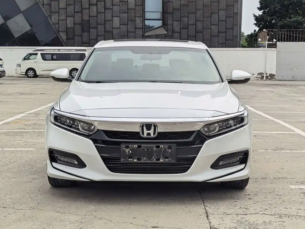 Honda Accord 2019 — фото 2