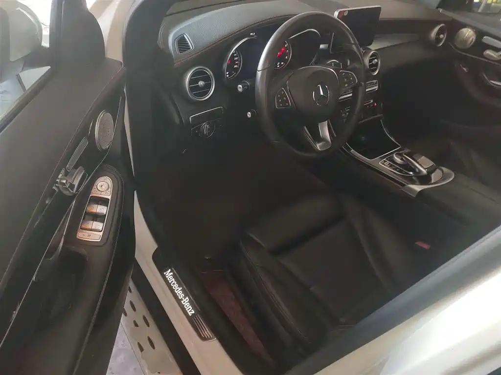 Mercedes-Benz GLC 2019 — фото 13