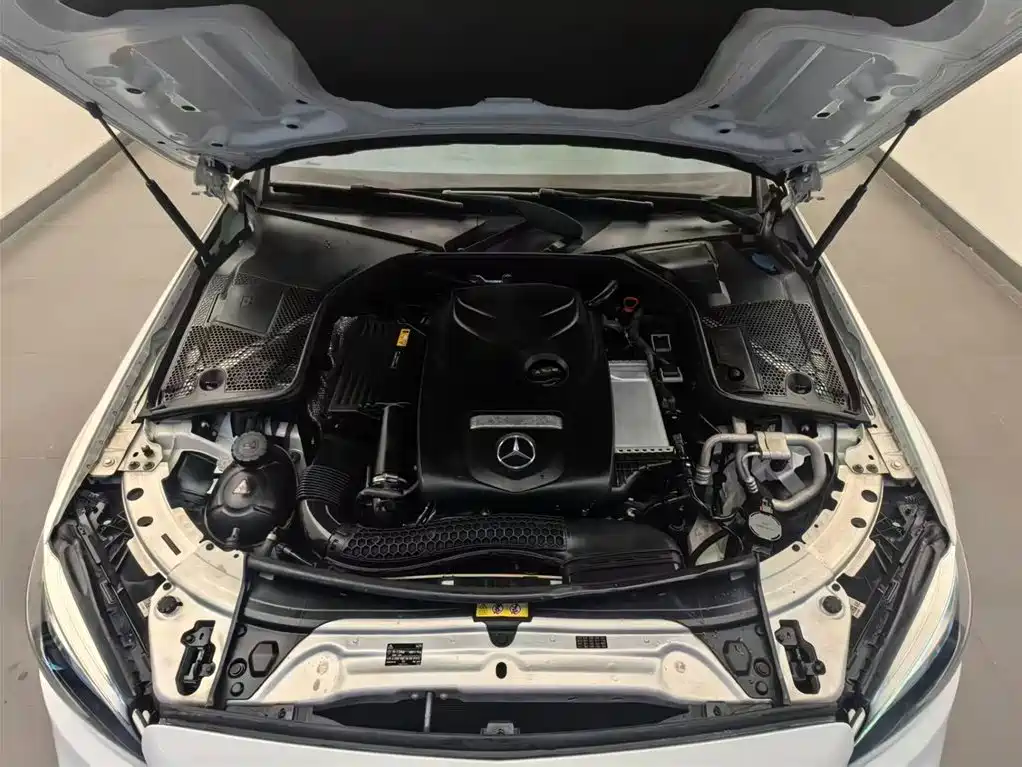 Mercedes-Benz C-Class 2019 — фото 6