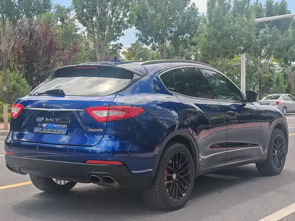 Maserati Levante 2016