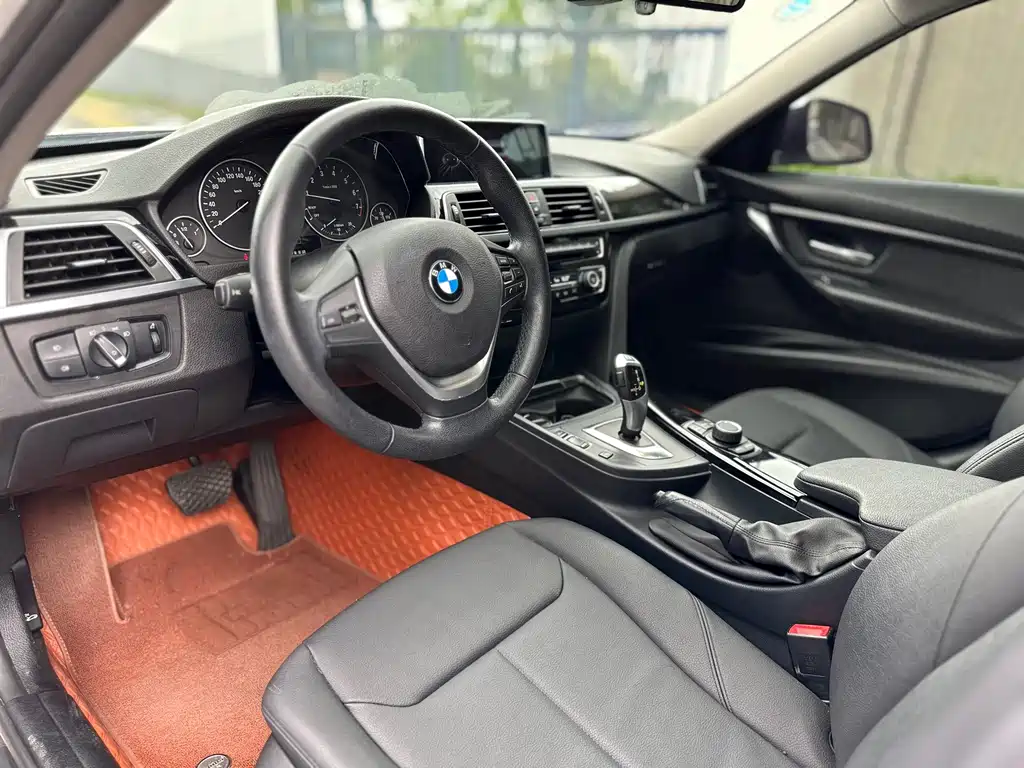BMW 3 Series 2016 — фото 9