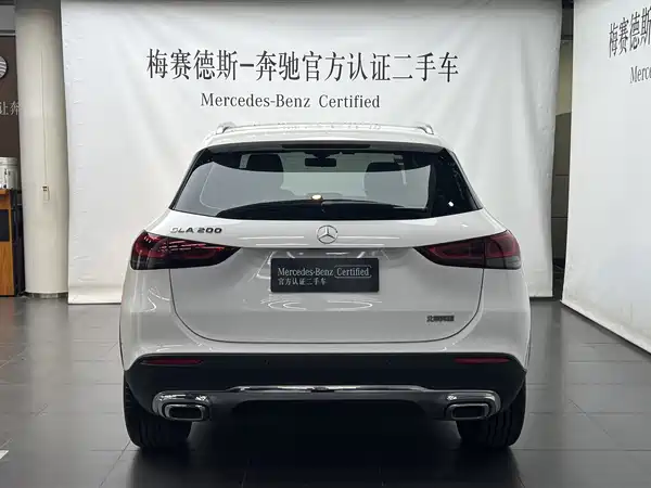 Mercedes-Benz GLA 2021
