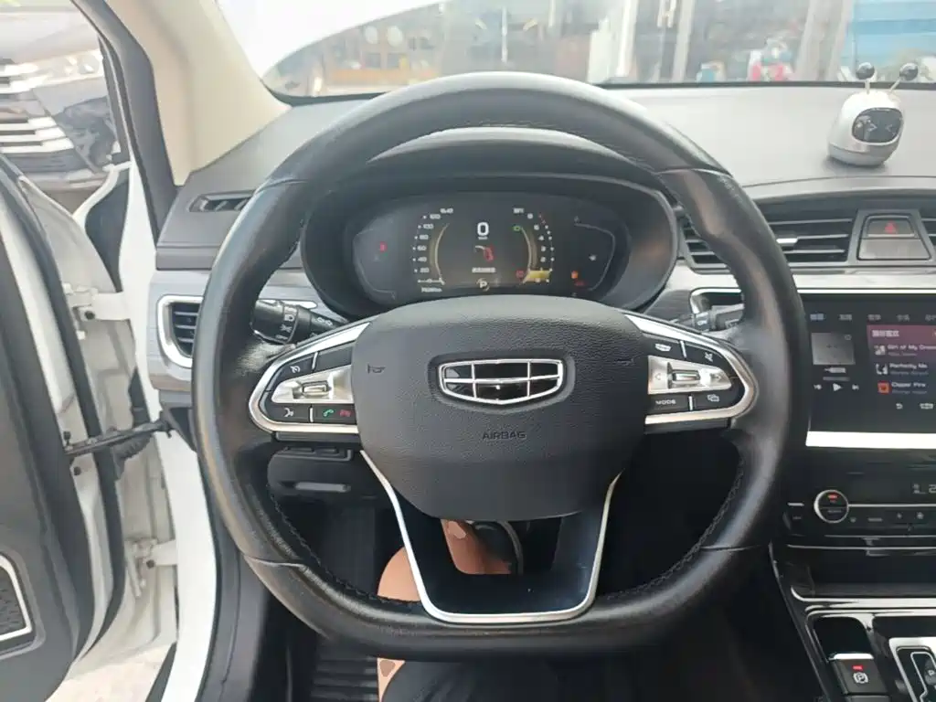 Geely Emgrand GS 2020 — фото 11