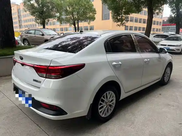 Kia K2 2017