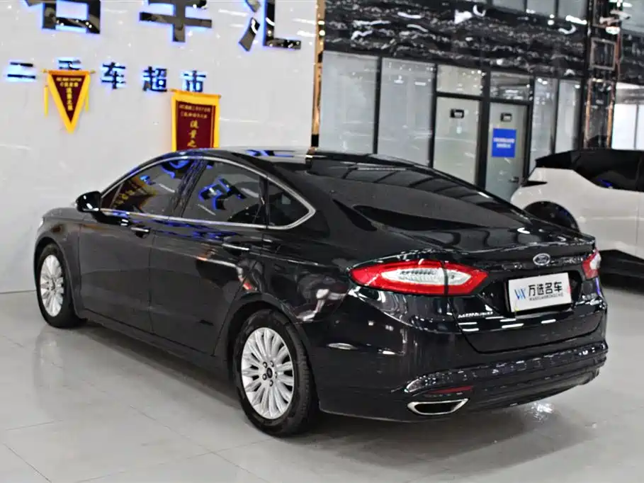 Ford Mondeo 2016 — фото 15