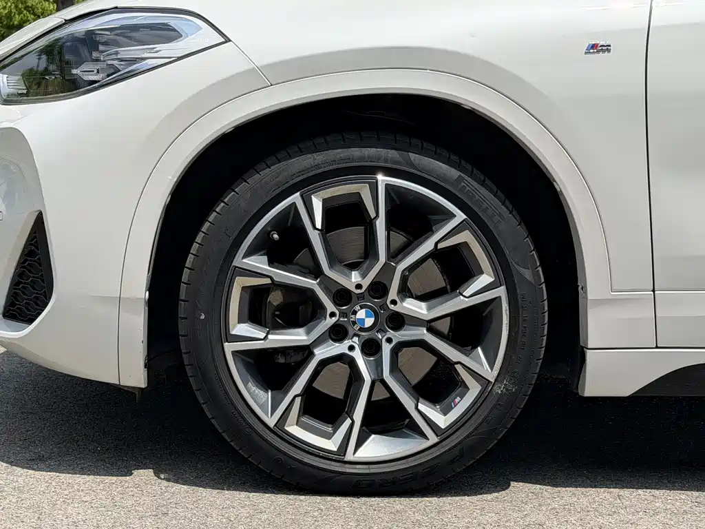 BMW X2 2022 — фото 15