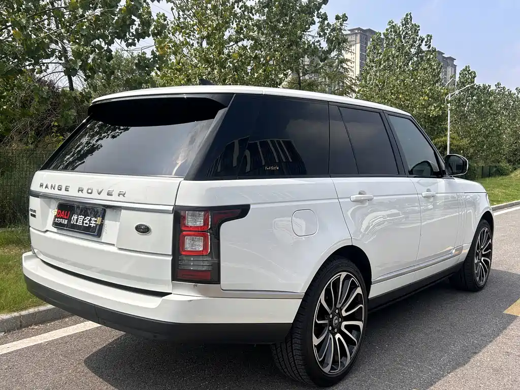 Land Rover Range Rover 2018 — фото 13