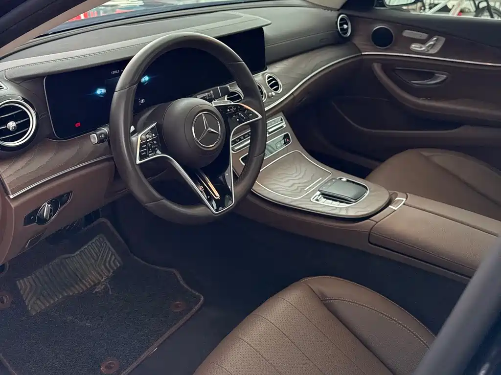 Mercedes-Benz E-Class 2020 — фото 4