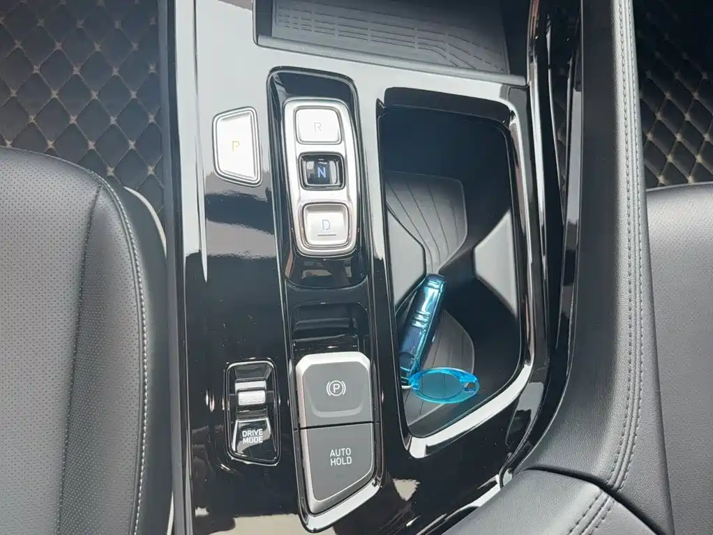 Hyundai Custo 2023 — фото 10