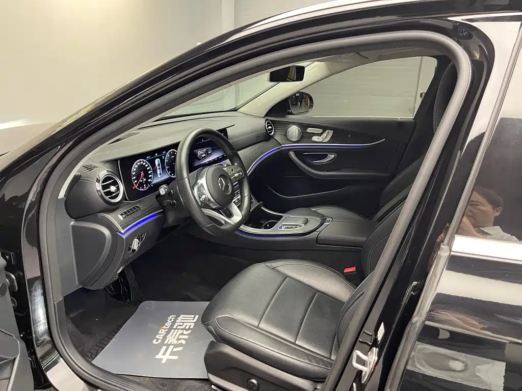 Mercedes-Benz E-Class 2020 — фото 10