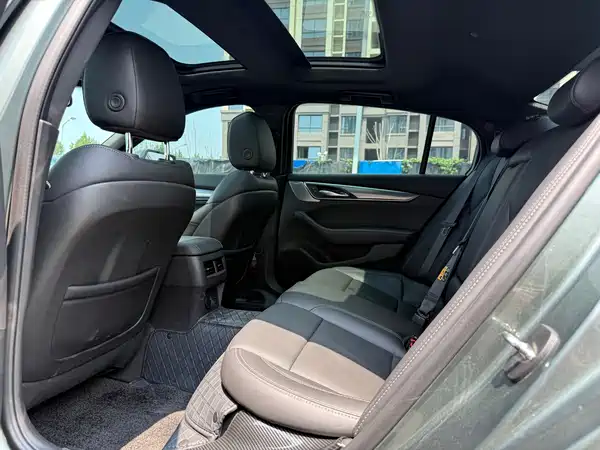 Cadillac CT5 2023