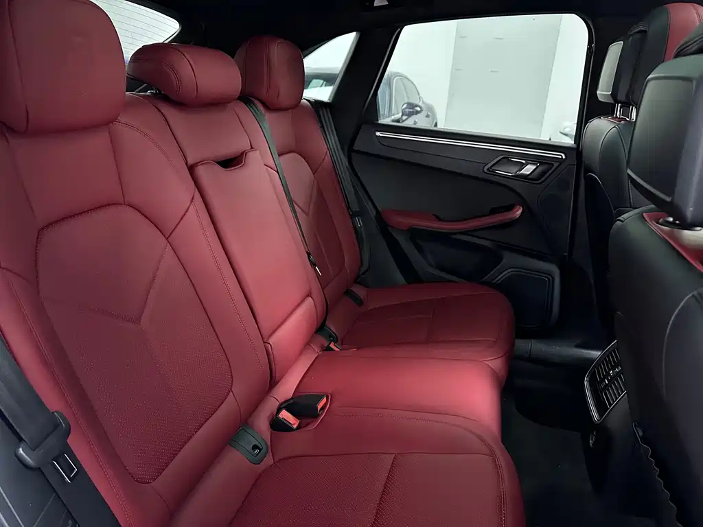 Porsche Macan 2020 — фото 12