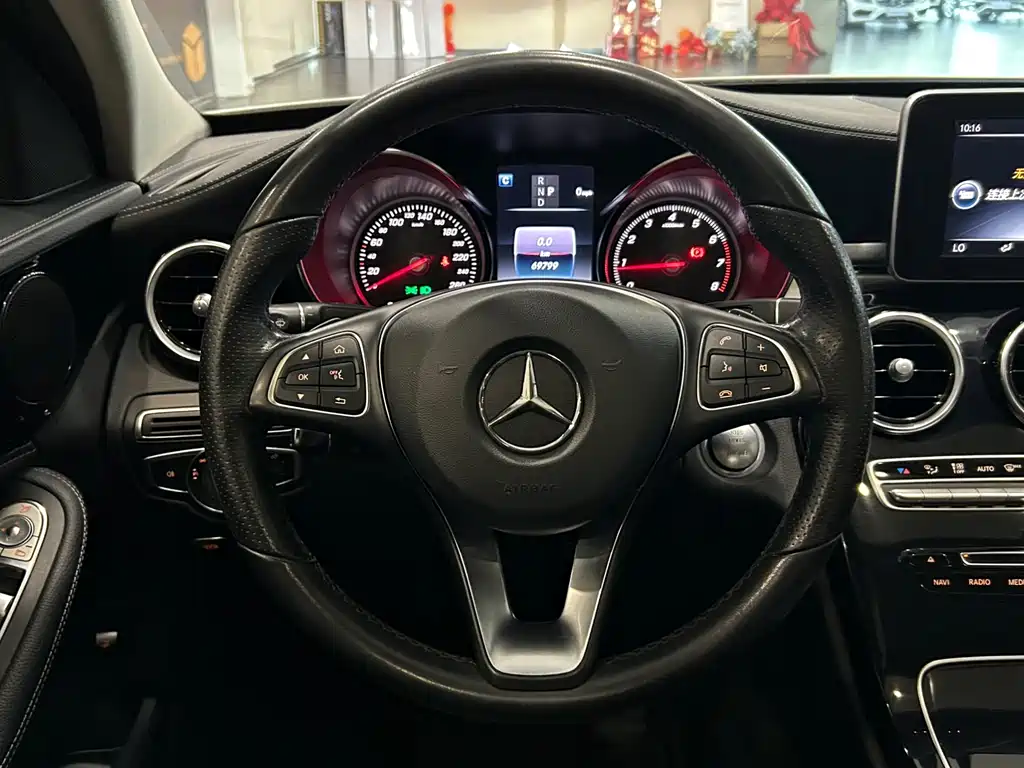 Mercedes-Benz C-Class 2017 — фото 12
