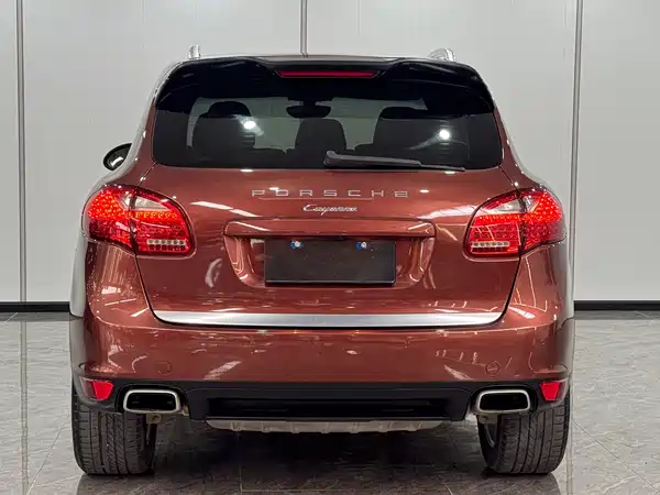 Porsche Cayenne 2012