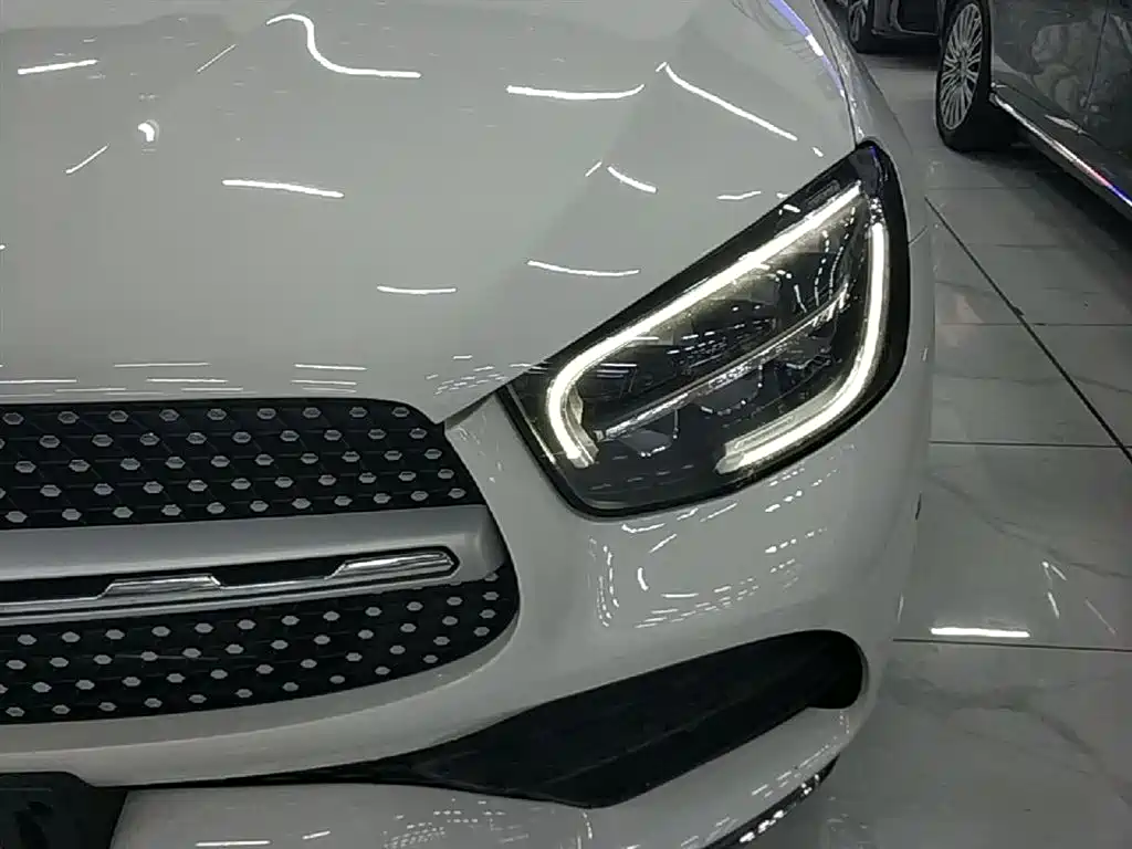 Mercedes-Benz GLC 2021 — фото 24