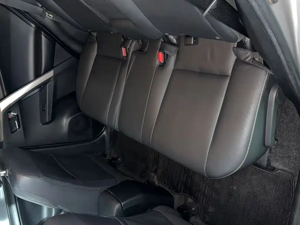Toyota RAV4 2014 — фото 14